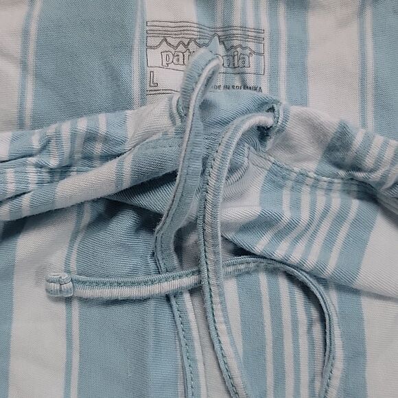 ** HOST PICK ** PATAGONIA BLUE AND WHITE STRIPED ALPINE VALLEY SKIRT, SIZE LARGE - Picture 6 of 11